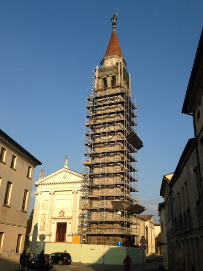 campanile_con_impalcature_rid.JPG